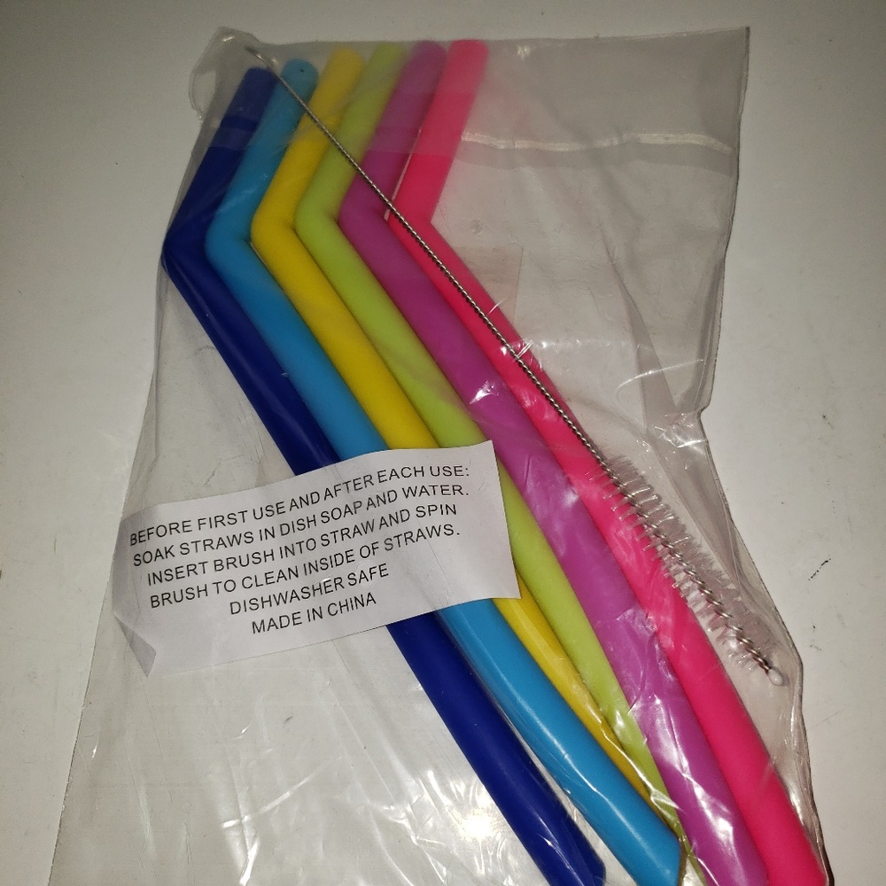 Unbranded Set of 6 Silicone bended reusable straws With Cleaning Brush
